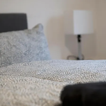 Modern Und Gemuetlich, Mit Balkon Und Netflix In Wehome Komfort *