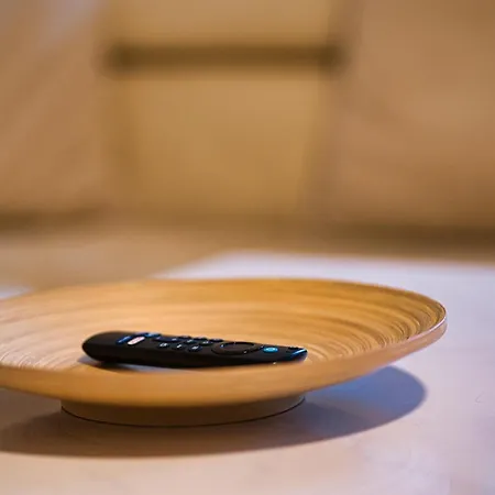 Modern Und Gemuetlich, Mit Balkon Und Netflix In Wehome Komfort Appartement