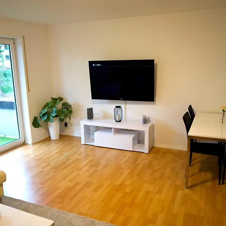 Modern Und Gemuetlich, Mit Balkon Und Netflix In Wehome Komfort